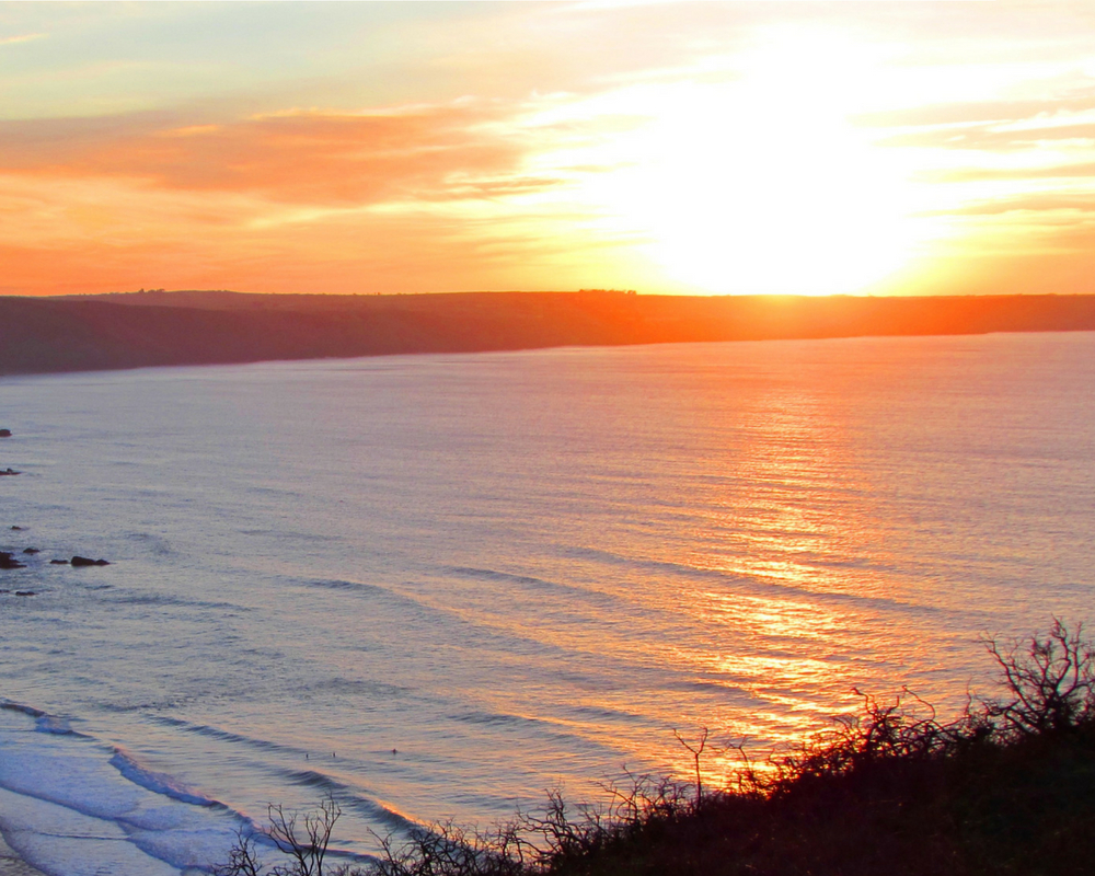 sunset over the sea cornwallnew year yoga retreat cornwall