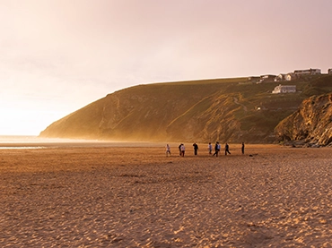 cornwall new year hiking yoga retreat