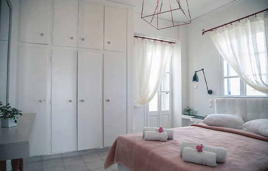 red double bedroom santorini
