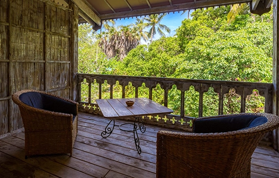 balcony-table